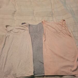 Gap Basic Tank Top Trio - Light Pink, Gray, Cream Size M